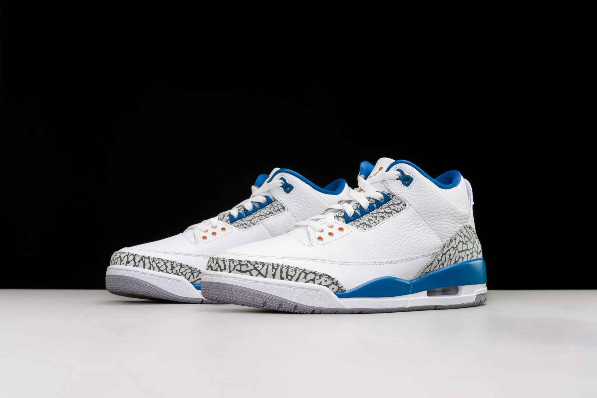 Air Jordan 3 Retro Wizards