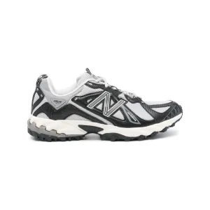 New Balance Sneakers Black