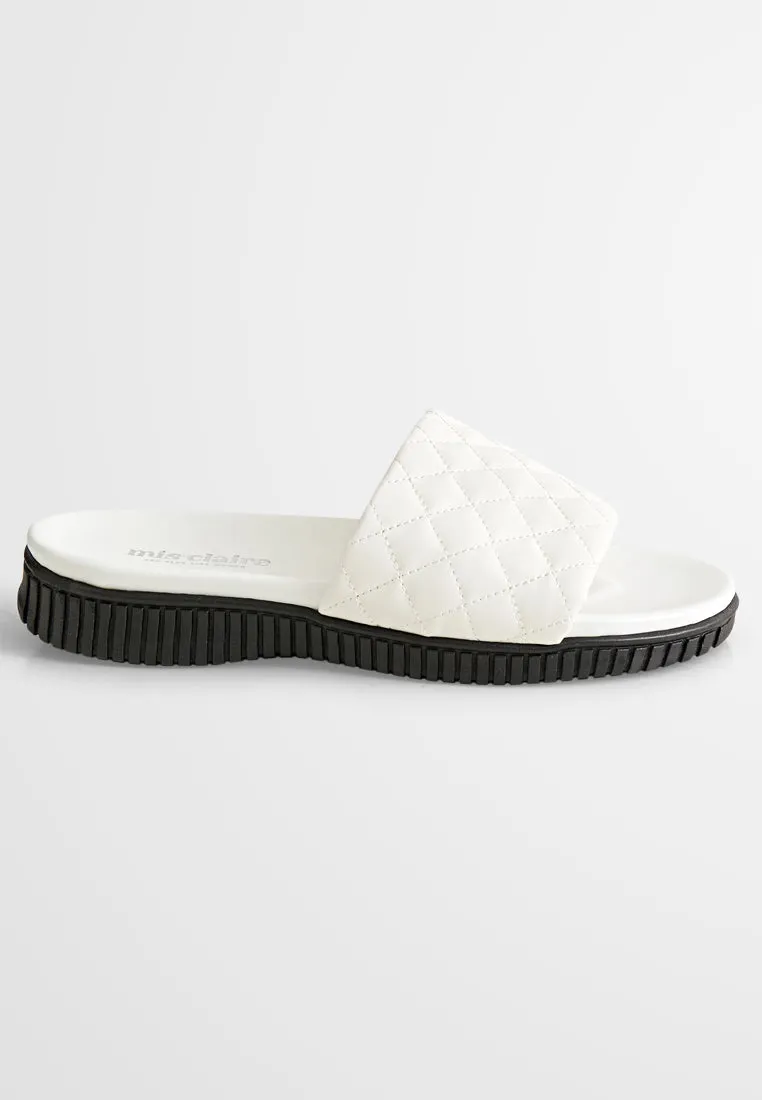 Quincy Soft Base Quilted Sandals