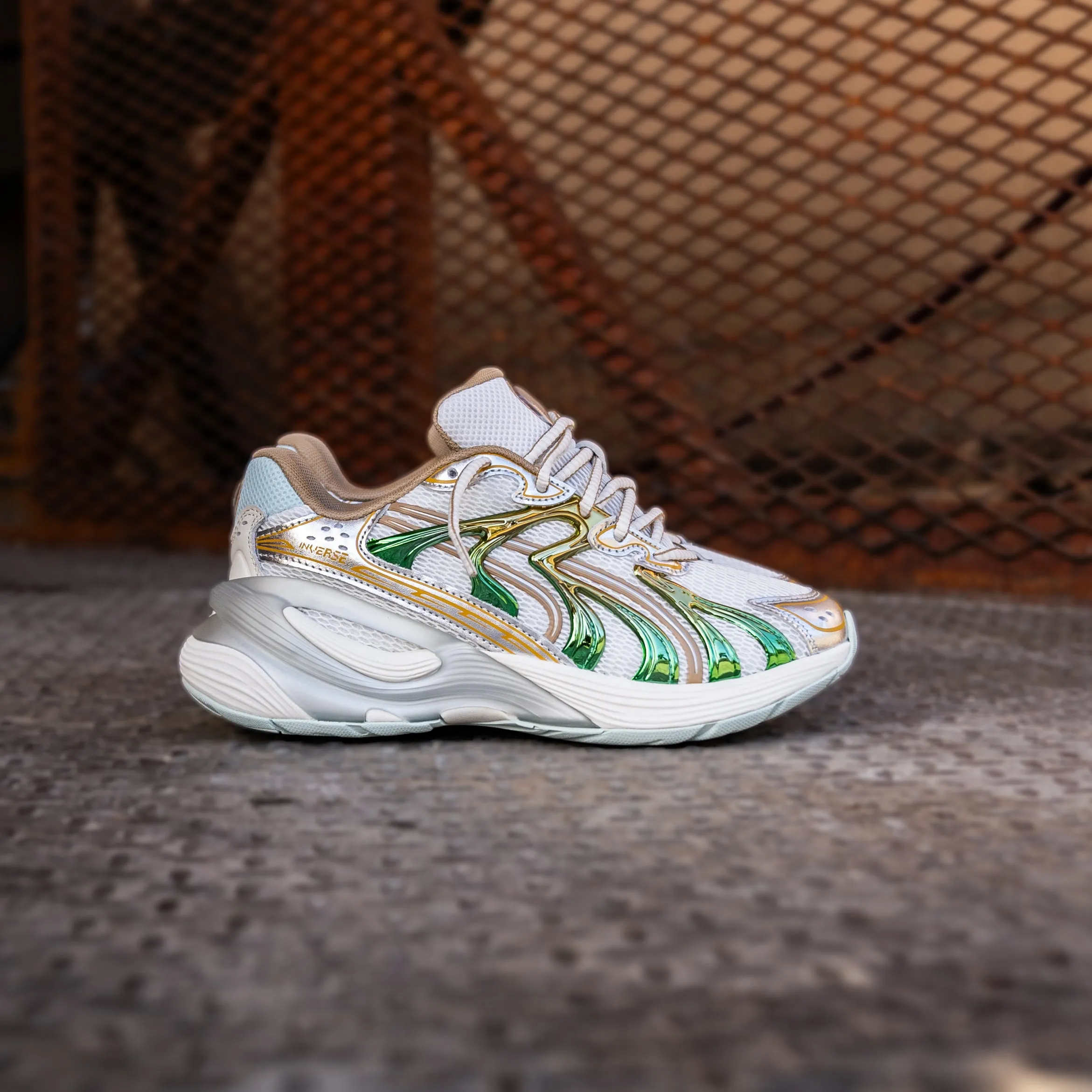 Womens Puma Inverse Shimmer (Warm White/Archive Gold)